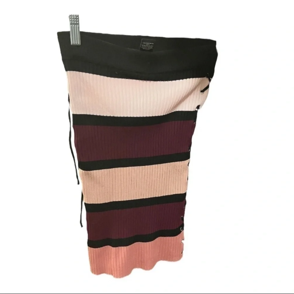 New Look Ribbed Outfit Set Pink and Purple Laced Size XL